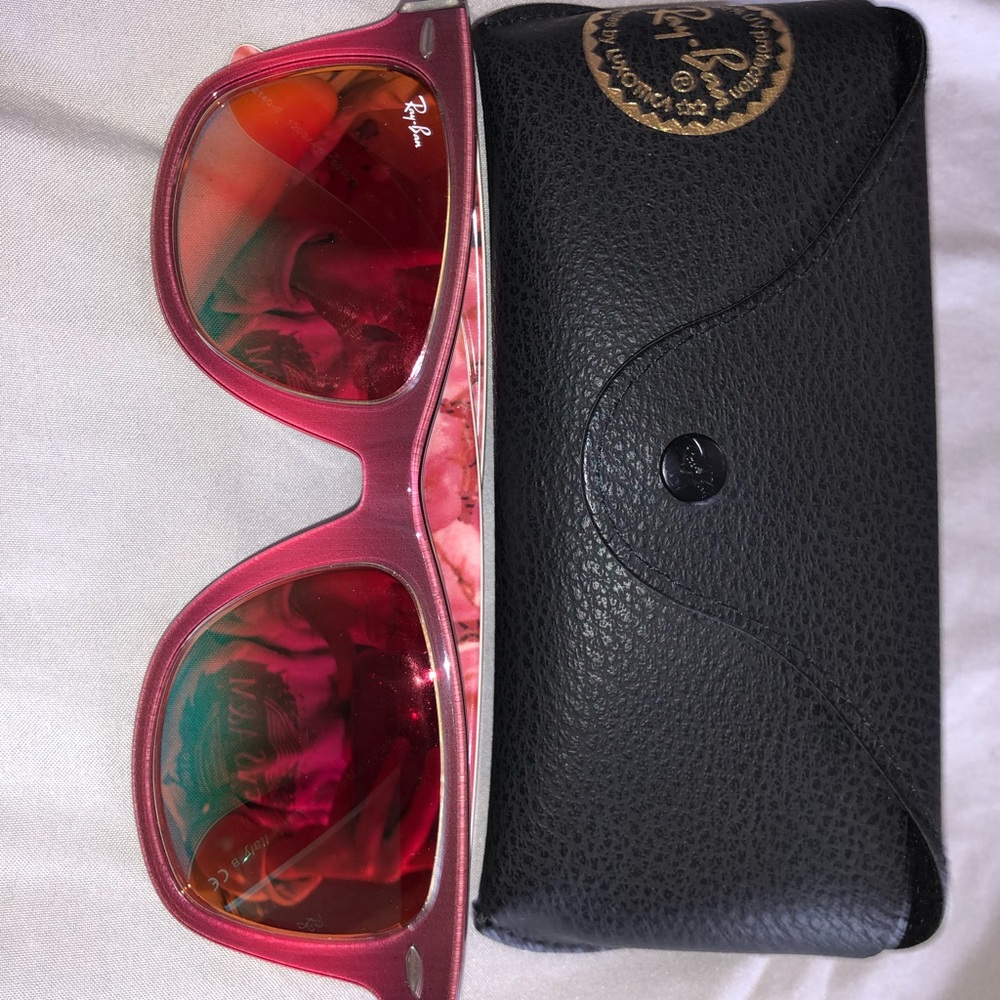 NWOT Pink Ray-Bans